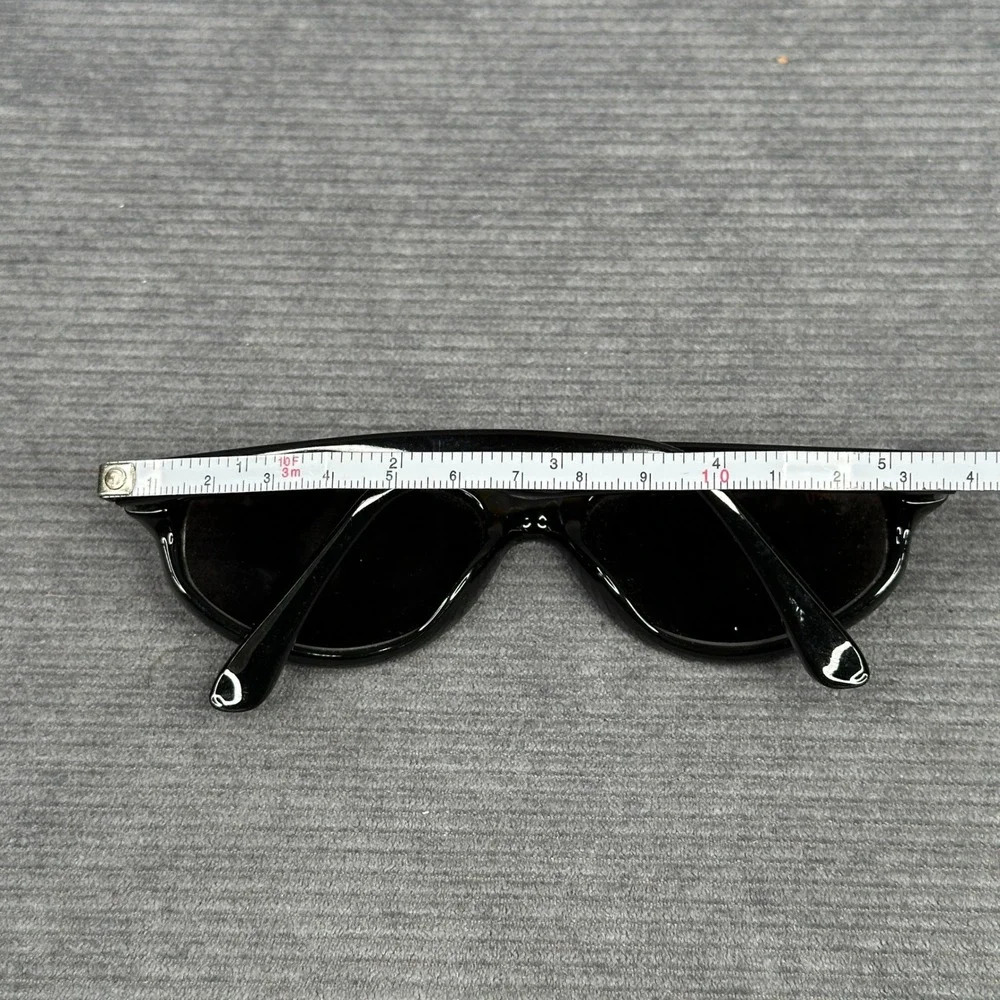 Maui Jim MJ-158-02 Black Oval Y2K Sunglasses Made in Japan Classic Style VTG